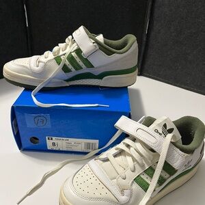 Adidas x Forum 84 Low Sneakers - White and Green